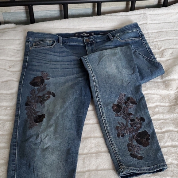 Jeans - Picture 4 of 4